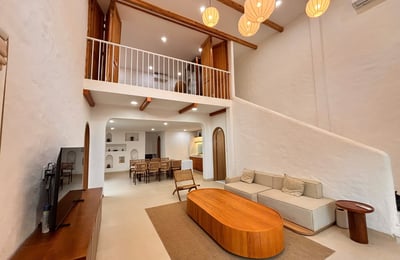 Аренда современного и стильного дома с садом, Сон Тра, Дананг, Вьетнам