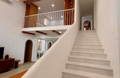 Аренда современного и стильного дома с садом, Сон Тра, Дананг, Вьетнам