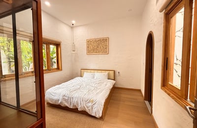 Аренда современного и стильного дома с садом, Сон Тра, Дананг, Вьетнам