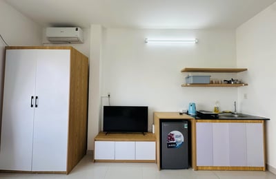 Alquiler de un apartamento espacioso de 45 m² en una zona tranquila cerca de la playa en Da Nang, Vietnam