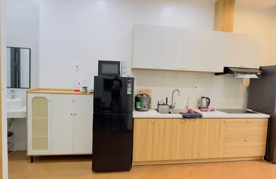 Аренда современной, полностью меблированной студии с балконом, район Нгу Хань Сон, Дананг, Вьетнам