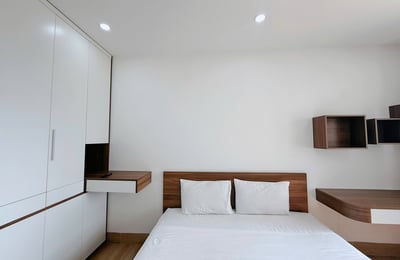 Vermietung einer komfortablen, vollmöblierten Wohnung mit Balkon, Son Tra, Da Nang, Vietnam