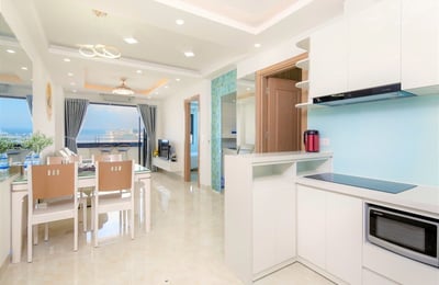 Location d'un appartement spacieux avec vue panoramique, 75 m², Da Nang, Vietnam