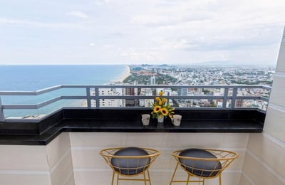 Location d'un appartement spacieux avec vue panoramique, 75 m², Da Nang, Vietnam