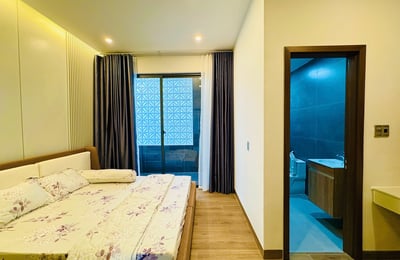Rent a spacious, fully furnished house near the beach, Thanh Khe, Da Nang, Vietnam
