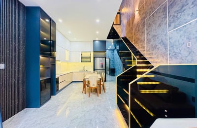 Rent a spacious, fully furnished house near the beach, Thanh Khe, Da Nang, Vietnam