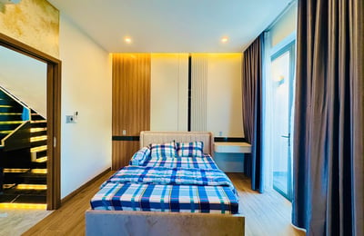 Rent a spacious, fully furnished house near the beach, Thanh Khe, Da Nang, Vietnam