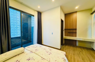 Rent a spacious, fully furnished house near the beach, Thanh Khe, Da Nang, Vietnam
