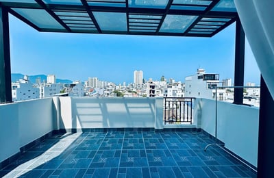 Apartamento acogedor con balcón en alquiler cerca de la playa, Da Nang, Vietnam
