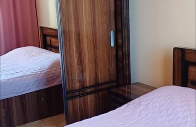 Location d'un appartement lumineux et meublé, Batoumi, Géorgie