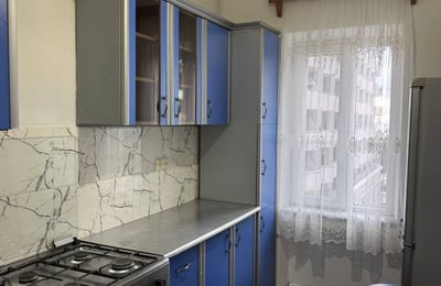 Location d'un appartement spacieux et confortable, Batoumi, Géorgie