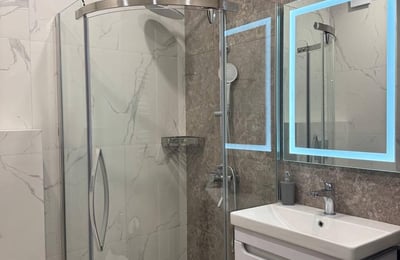 Location d'un appartement moderne et spacieux, Batoumi, Géorgie