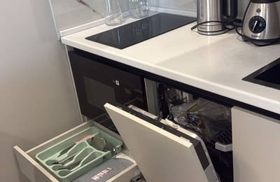 Location d'un bon appartement meublé, Batoumi, Géorgie