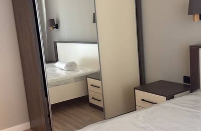 Location d'un bon appartement meublé, Batoumi, Géorgie