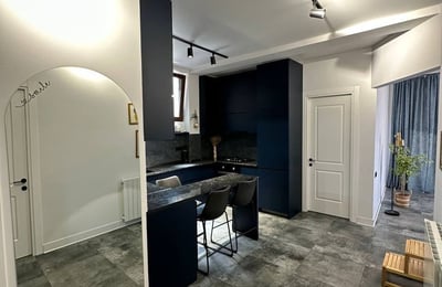 Alquiler de apartamento luminoso y completamente amueblado, Batumi, Georgia