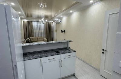Alquiler de apartamento luminoso y completamente amueblado, Batumi, Georgia