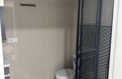 Alquiler de apartamento luminoso y completamente amueblado, Batumi, Georgia