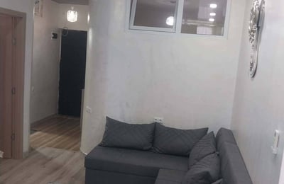 Location d'un appartement spacieux et entièrement meublé, Batoumi, Géorgie