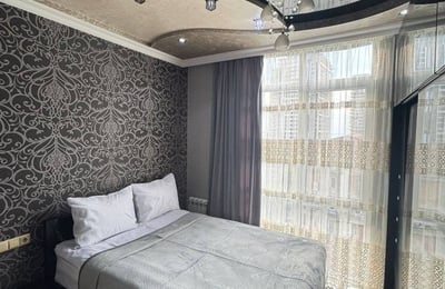 Location d'un appartement spacieux avec deux chambres proche de la mer, Batumi, Géorgie