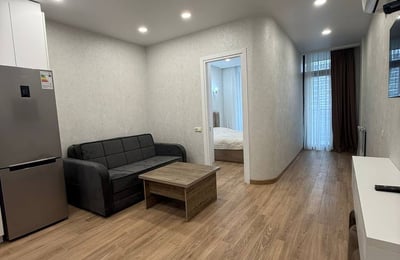 Location d'un appartement lumineux et meublé, Batoumi, Géorgie