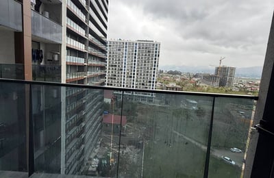 Location d'un appartement lumineux et meublé, Batoumi, Géorgie