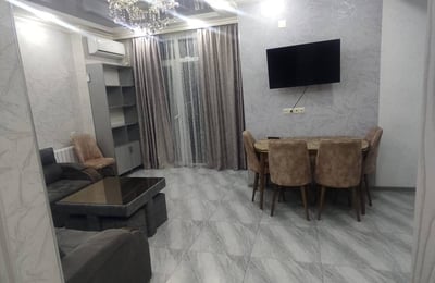 Vermietung einer gemütlichen, möblierten Wohnung, Batumi, Georgien
