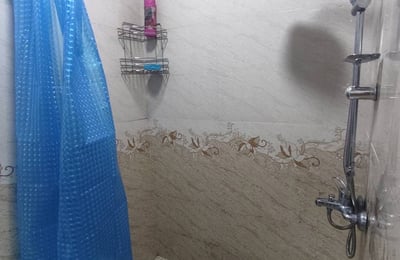 Vermietung einer gemütlichen, möblierten Wohnung, Batumi, Georgien