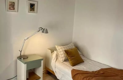 Spacious 3-bedroom Apartment with Balcony in Palermo, 75m², Buenos Aires