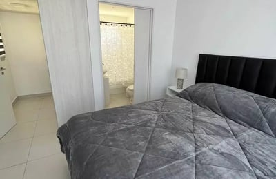 2-Bedroom Apartment with Balcony in Belgrano, Buenos Aires