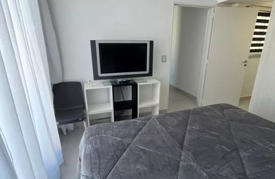 2-Bedroom Apartment with Balcony in Belgrano, Buenos Aires