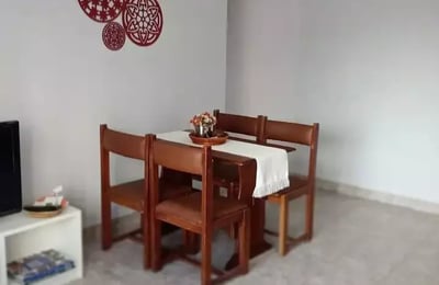 2-Bedroom Apartment for Rent with Balcony in Almagro, Buenos Aires