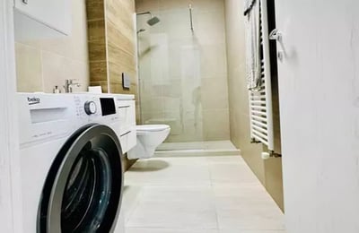 Alquiler de un acogedor apartamento de 2 habitaciones, Brâncoveanu-Luica, Bucarest, Rumanía