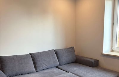 Location d'un studio compact et moderne, 22 m², quartier de Bronowice, Cracovie, Pologne