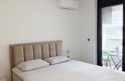 Miete einer stilvollen, modernen Wohnung, 45 m², Wohnanlage The One, Neu-Belgrad, Serbien