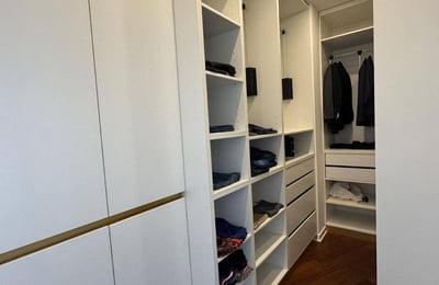 Location d'un appartement spacieux et luxueux avec terrasse, 140 m², Vračar, Belgrade, Serbie