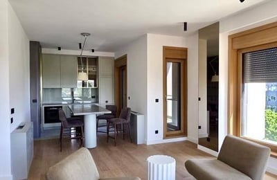Alquiler de apartamento moderno y espacioso, 92 m², Belgrado, Serbia