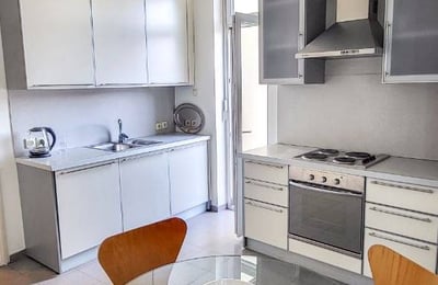 Miete einer hellen, komfortablen Wohnung, 82 m², Belgrad, Serbien