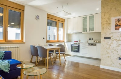 Rent a cozy, comfortable apartment with terrace, 50 m², Vračar, Belgrade, Serbia