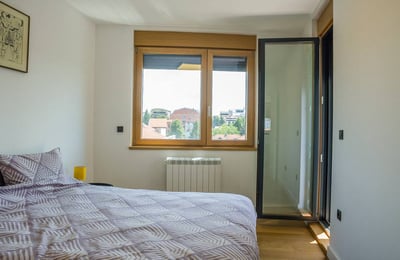 Rent a cozy, comfortable apartment with terrace, 50 m², Vračar, Belgrade, Serbia