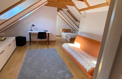 Alquiler de apartamento amplio de dos plantas, 129 m², Vračar, Belgrado, Serbia