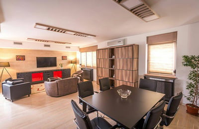 Apartamento de lujo 150m² con jacuzzi en alquiler, Voždovac, Belgrado, Serbia