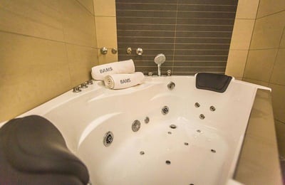 Apartamento de lujo 150m² con jacuzzi en alquiler, Voždovac, Belgrado, Serbia
