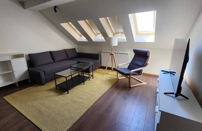 Helle, gemütliche Wohnung 52m² mit Terrasse zur Miete, Čukariča, Belgrad, Serbien