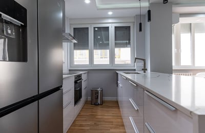 Nouvel appartement 80m² à louer près du centre-ville, Belgrade, Serbie