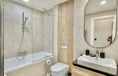 Spacious Apartment 91m² with River View for Rent in BW Simfonija Residential Complex, Belgrade, Serbia