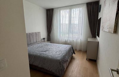 Spacious Apartment 84m² for Rent in BW Eterna Residential Complex, Belgrade, Serbia