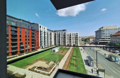 Spacious Apartment 77m² for Rent in BW Quartet 3 Residential Complex, Belgrade, Serbia