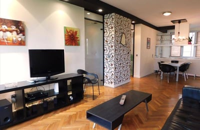 Appartement confortable 65m² à louer près du centre-ville, Vračar, Belgrade, Serbie