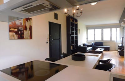 Appartement confortable 65m² à louer près du centre-ville, Vračar, Belgrade, Serbie