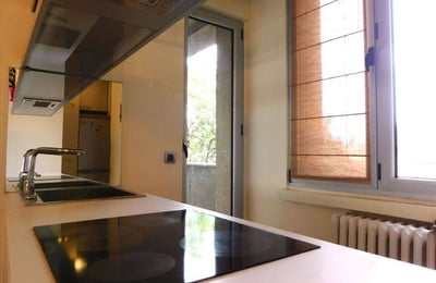 Appartement confortable 65m² à louer près du centre-ville, Vračar, Belgrade, Serbie
